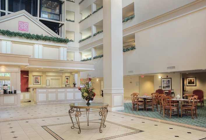 Hilton Garden Inn Dallas/Market Center Exterior foto